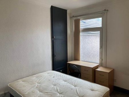 Great Double Room – Student & Professional – Cromwell Street. - Photo 4