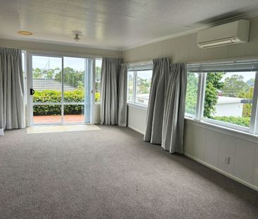 Tidy 3-Bed Home in Sought-After Stanmore Bay - Photo 3