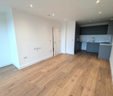 2 Bed Flat, Oto Tower, IG3 - Photo 6