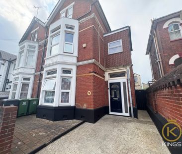 Queens Road - Photo 3