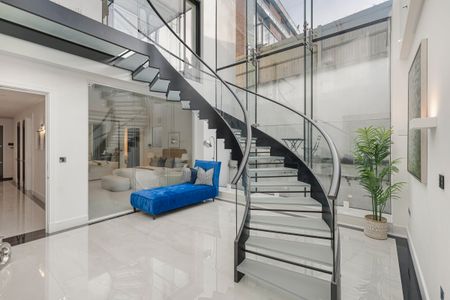 Spectacular contemporary home in Hampstead - Photo 5