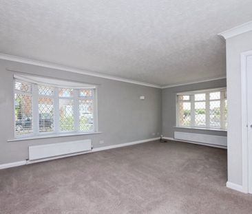 Woodleigh Close - Photo 1