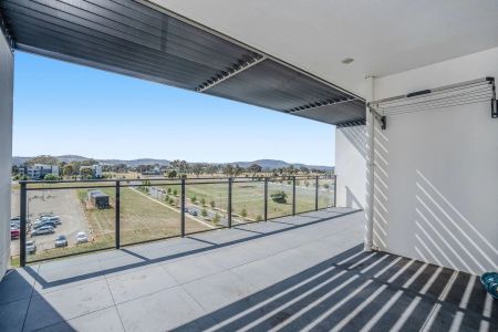 116/2 Hinder Street, Gungahlin. - Photo 2