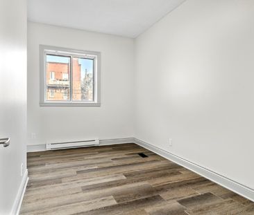 1 - 455 Somerset Street W - Photo 4