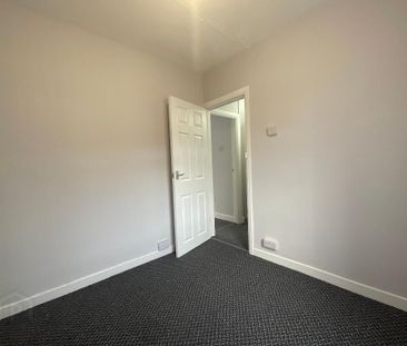 25 Northwood Drive, Belfast, BT15 3QP - Photo 4