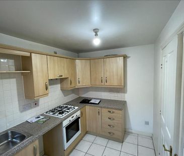4 bedroom terraced house to rent - Photo 4