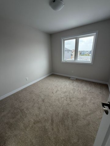 For Lease - 705 Montrichard Road, Orleans - Cumberland and Area, Ontario - Photo 5