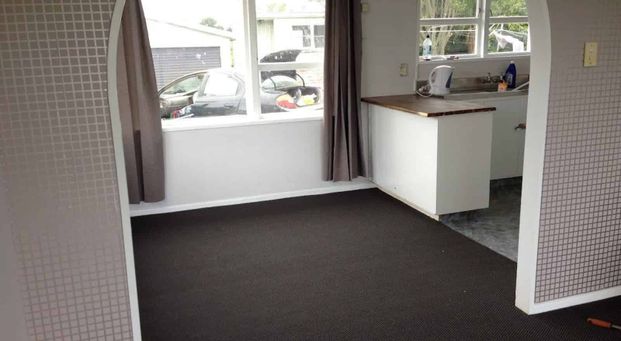 Lovely 3 Bedroom Home plus games room - Photo 1