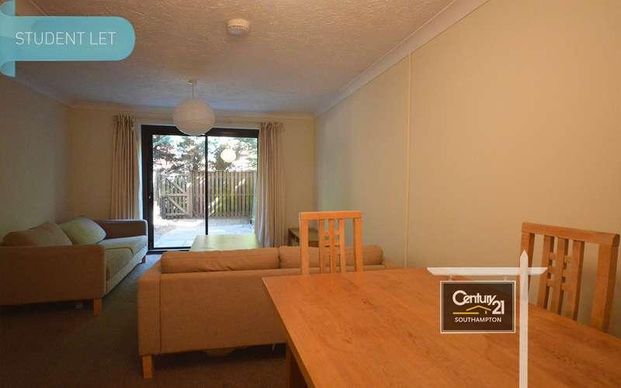 |ref: |, Berkeley Close, Southampton, SO15 - Photo 1