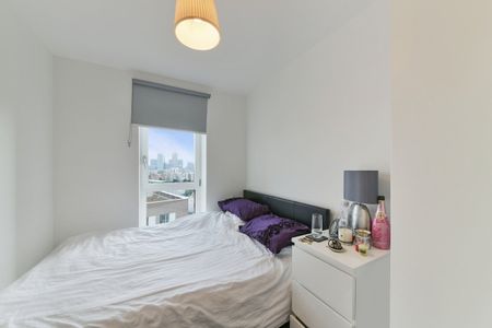 3 Bed Flat, Ivy Point, E3 - Photo 3