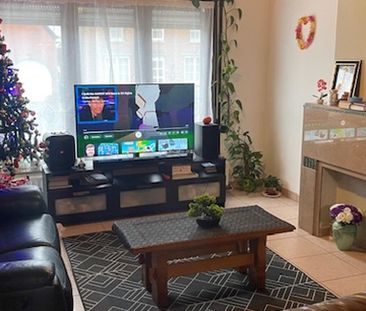 Hoekwoning te huur in Leerbeek voor € 1.200 met 3 slaapkamers - Foto 1