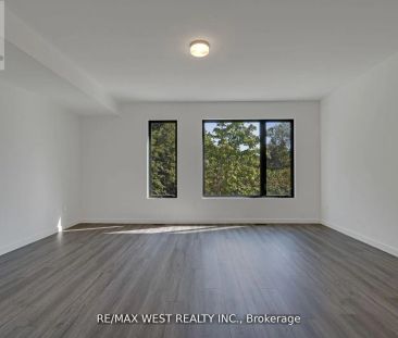 10 RAINWATER LANE - Photo 1