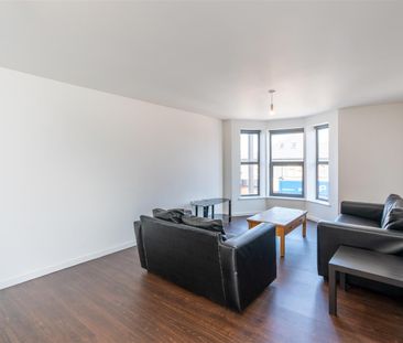 2 bed apartment to rent in Warton Terrace, Heaton, NE6 - Photo 2