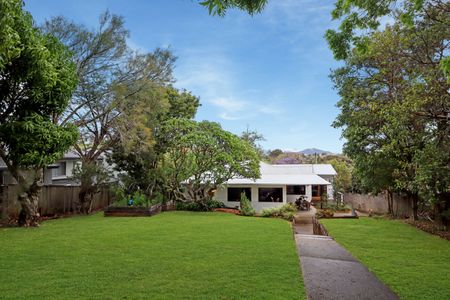 Stunning Jetty Stand-Alone House - Photo 3