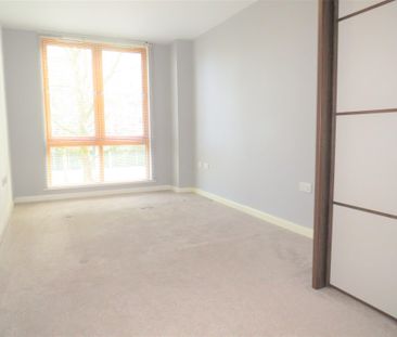 2 Bedroom - Photo 5