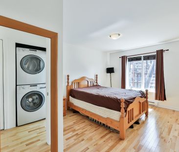 Appartement - 7184 Av. Pierre-De Coubertin - Photo 2
