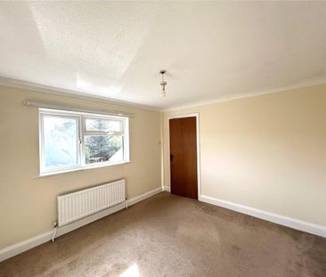 4 bedroom detached house to rent - Photo 5