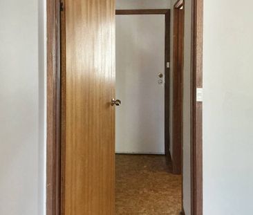 Low-Maintenance 2-Bedroom Unit - Photo 5