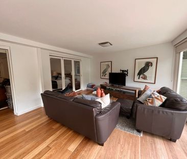 **Unfurnished** Tucked Away One Bedroom with Sunny North Aspect - Photo 1