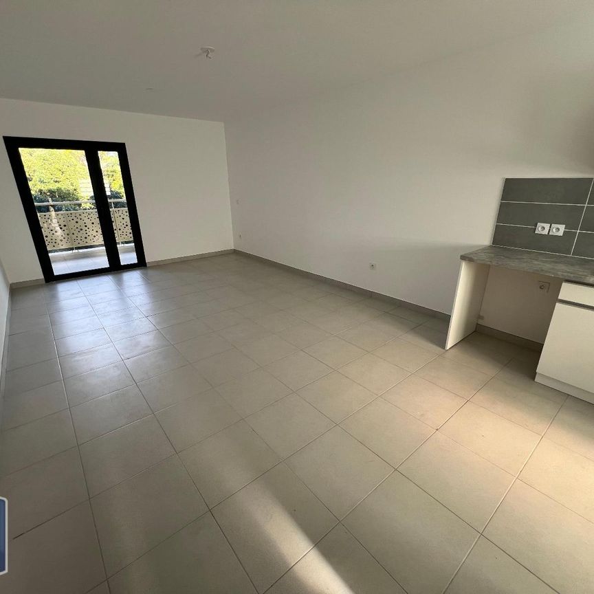 Location Appartement 3 pièces LE TAMPON 97430 - Photo 1