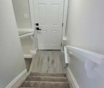 1 Bed 1 Bath - Legal Walkout Suite - McChonachie | Edmonton - Photo 1