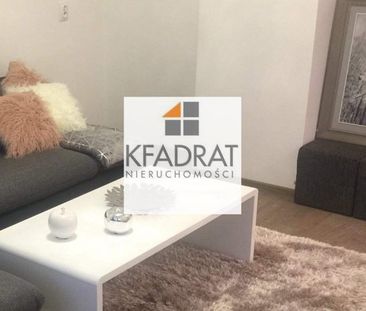 Duża, ładna kawalerka z balkonem - Zdjęcie 5