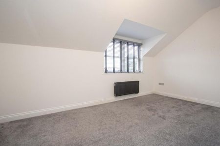 4 bedroom townhouse to rent - Photo 4