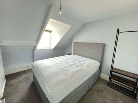 1 Bedroom | Flat 6, 81 Embankment Road, PL4 9HX - Photo 2