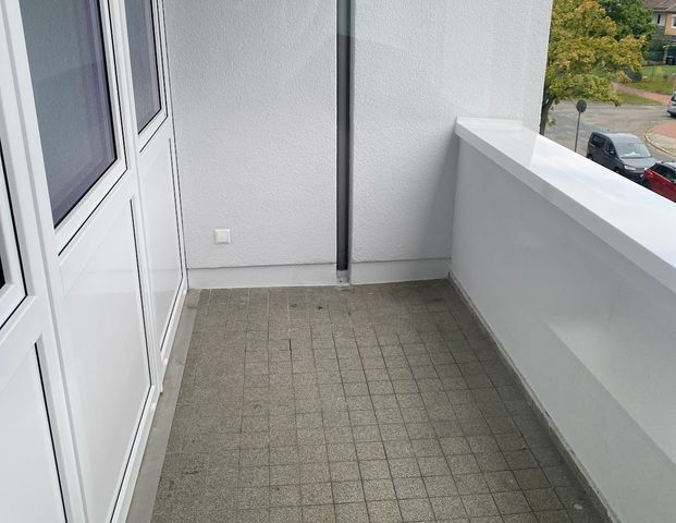 Großzügige 3-Zimmer-Wohnung mit Loggia // 2.OG Wohnung 4 - Photo 1