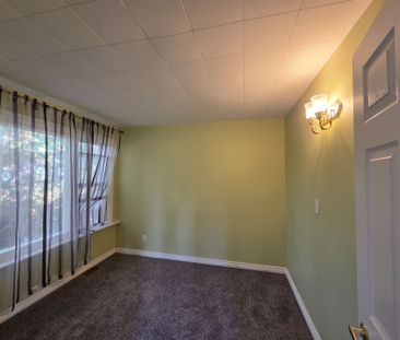 For Lease - 20336 Bathurst Street Unit# 2B, East Gwillimbury, Ontario - Photo 3