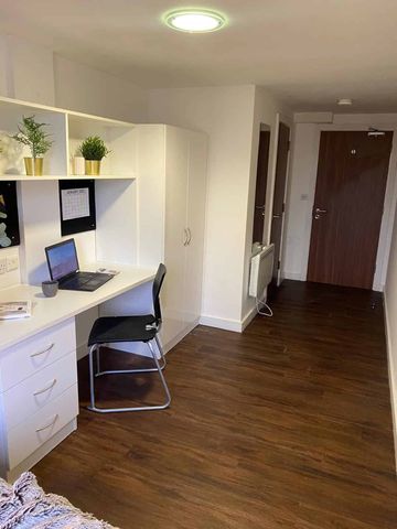 Premium Ensuite - Photo 5