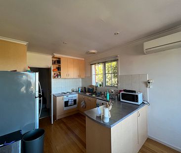 4/64 Darebin Street, Heidelberg VIC 3084 - Photo 5