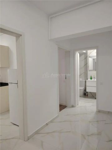 Apartament cu 2 camere, complet mobilat si utilat, in cartier rezidential - Fotografie 5