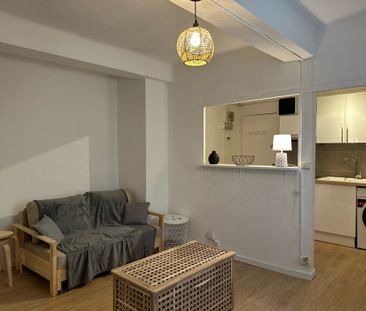 Location Appartement 1 pièce 25m² TOULON 83000 - Photo 1