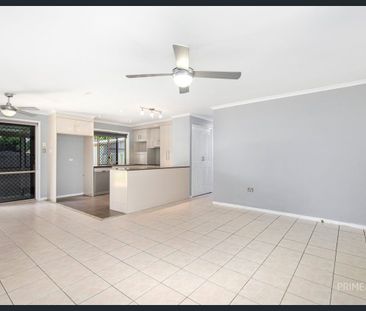 7 Howlett Street, QLD 4655, Urangan - Photo 3