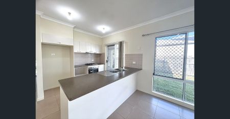 3-Bedroom + large study nook in Kelso - combining comfort, practicality, and convenience! - Photo 5