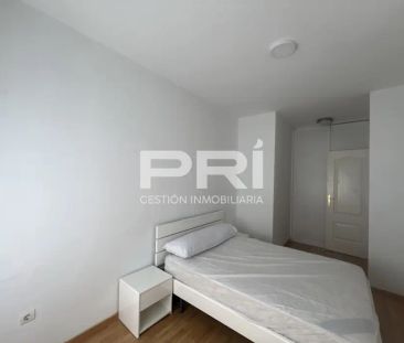 Apartamento en alquiler en Calle Recogidas, cerca de Calle Parraga - Foto 3