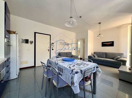 Trilocale viale Roma, 337, Marina di Massa Centro, Massa - Photo 5