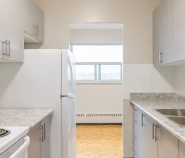 For Lease - 1061 Seneca Avenue Unit# 205, Mississauga, Ontario - Photo 3