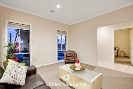 “4 BEDROOM WATERFRONT LIVING” - Photo 2