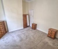 2 BEDROOM House - Terraced - Photo 5