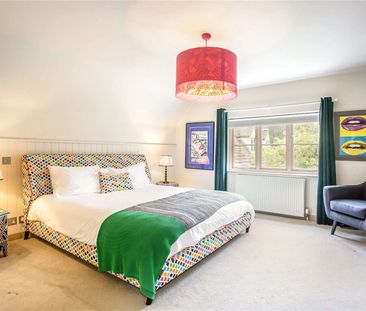 A superb family home situated on the edge of a premier village, Tem... - Photo 4