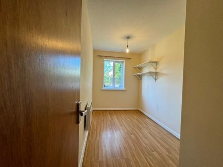 2 Bed Flat, Marmion Road, NG3 - Photo 4