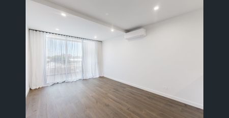 Discover Modern Living at Its Finest in the Heart of Moorabbin - Photo 5