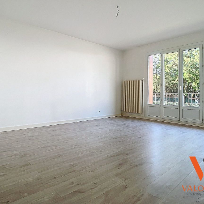 Location Appartement 3 pièces 71m² ECHIROLLES 38130 - Photo 1