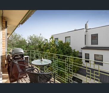 11/353 Alma Road, Caulfield North, Vic 3161 - Photo 3