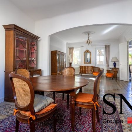 MAISON T6 COEUR DE VILLAGE AVEC GRAND GARAGE ET UN JARDIN - Photo 3