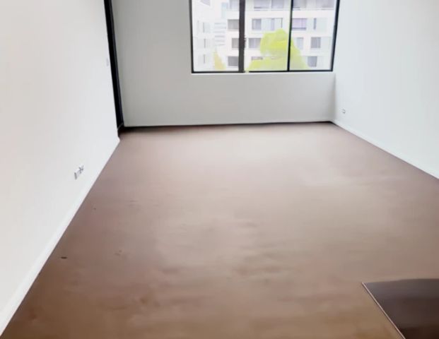 3 Naulty Place, Sydney - Photo 1