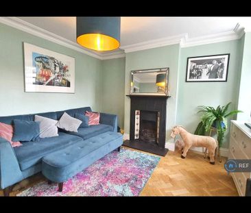 3 bedroom terraced house to rent - Photo 4