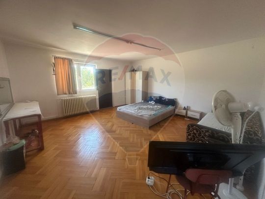 Inchiriere casa zona Andronache - Fotografie 1